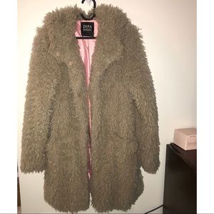 ZARA Fuzzy Peacoat 🧸🧥